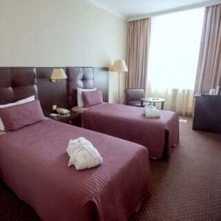 Гостиница Бардин Новокузнецк Twin Standard (двухместный стандартный) с 2 кроватями-1