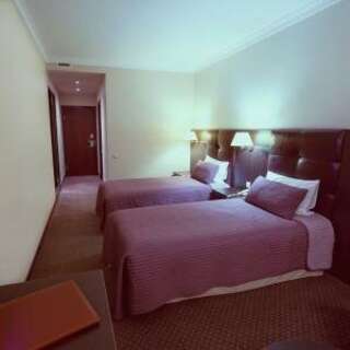 Гостиница Бардин Новокузнецк Twin Standard (двухместный стандартный) с 2 кроватями-3