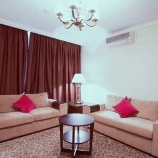 Гостиница Бардин Новокузнецк De Luxe (двухкомнатный люкс) с кроватью «king size»-4