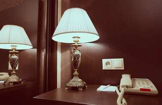 Гостиница Бардин Новокузнецк De Luxe (двухкомнатный люкс) с кроватью «KING SIZE»-5