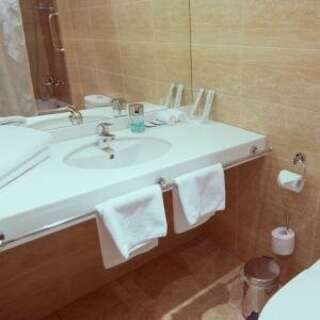 Гостиница Бардин Новокузнецк Double Superior (двухместный улучшенный) с 1 кроватью «king size»-6