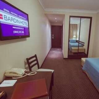 Гостиница Бардин Новокузнецк Single Standard (одноместный стандартный)-4